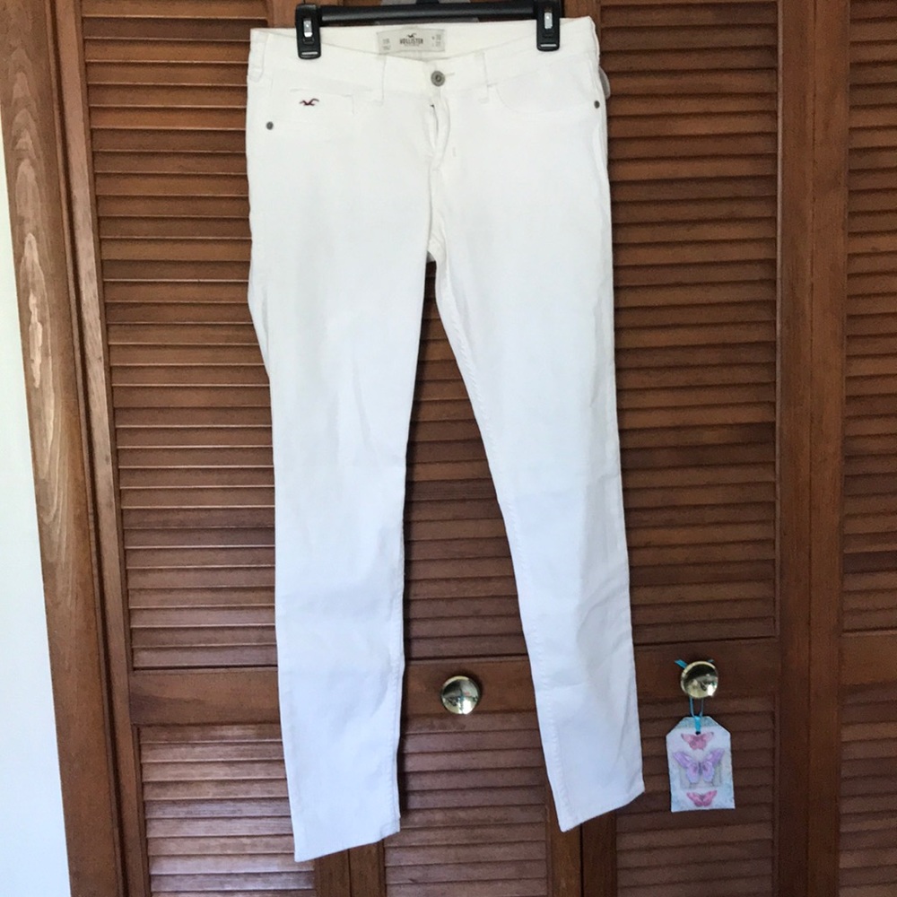 Hollister Low Rise White Skinny Jean